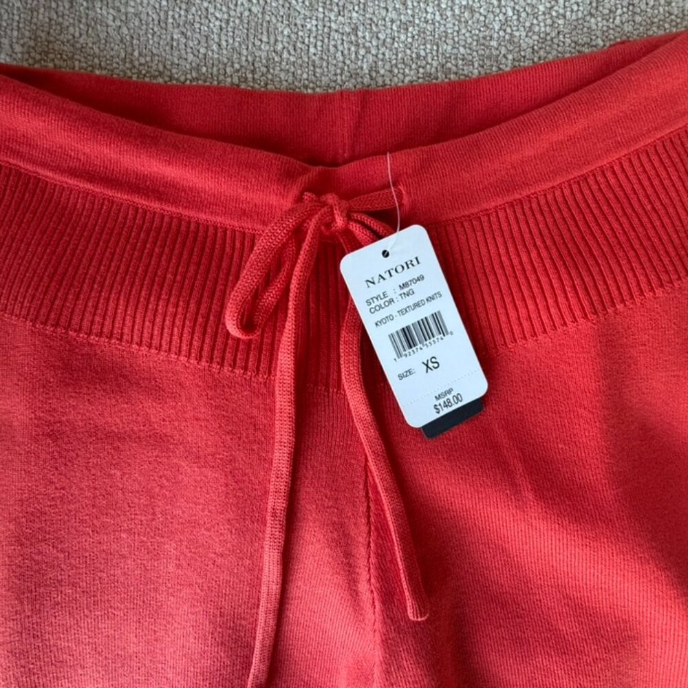 Natoi Brilliant Orange Textured Knit Leggings-NWT